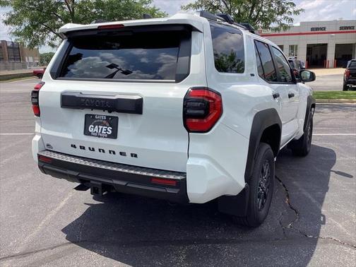 2025 Toyota 4Runner SR5