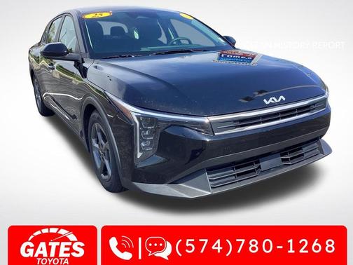 Aurora Black Pearl 2025 Kia K4 LXS