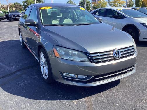 2013 Volkswagen Passat 2.0 TDI SEL Premium