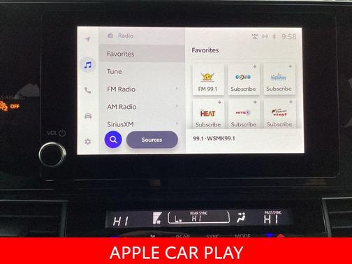 2025 Toyota Sienna LE