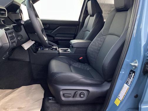 2025 Toyota 4Runner TRD Off Road Premium
