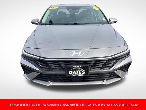 2025 Hyundai ELANTRA SEL