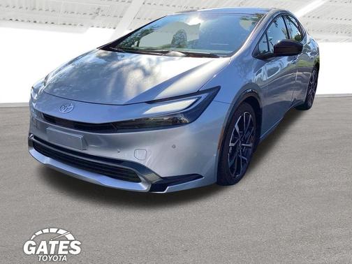 01l0/Ea22 2026 Toyota Prius Plug-In Hybrid XSE