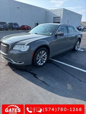 2019 Chrysler 300 Touring