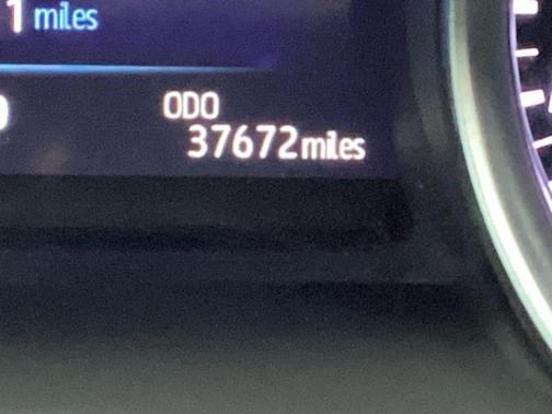 2023 Toyota Camry Hybrid XLE