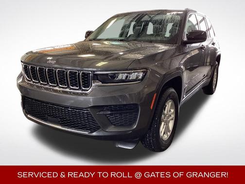2022 Jeep Grand Cherokee Laredo