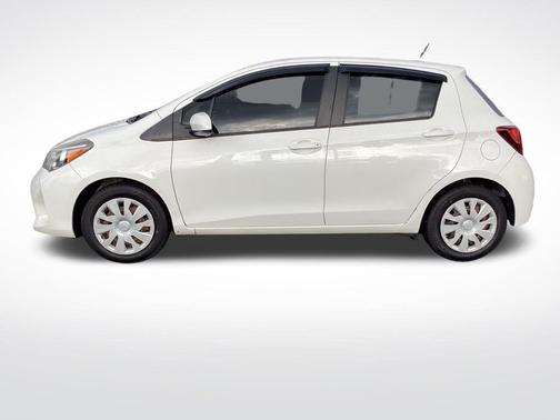 2017 Toyota Yaris L