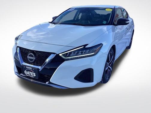 2023 Nissan Maxima SV