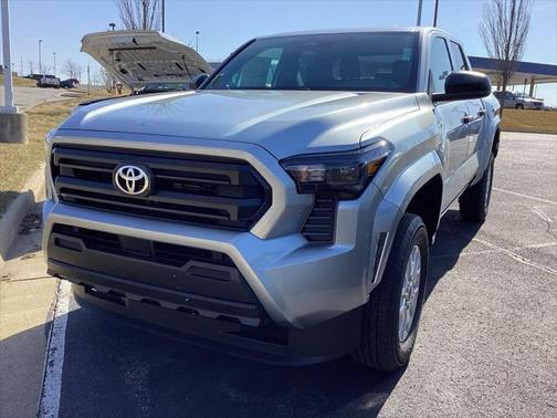 2025 Toyota Tacoma SR