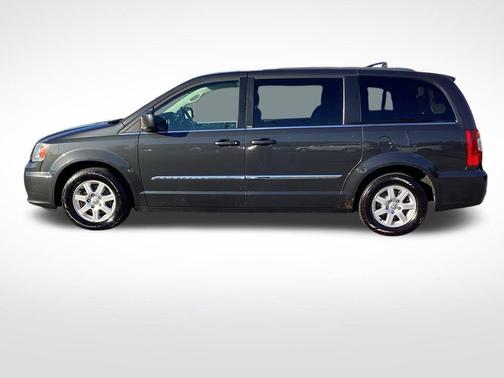 2012 Chrysler Town & Country Touring