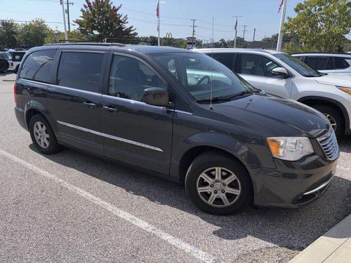 2012 Chrysler Town & Country Touring
