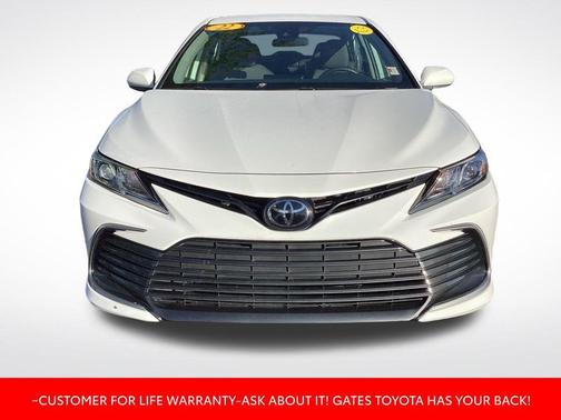 White 2022 Toyota Camry LE