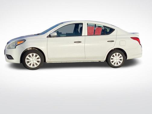 2016 Nissan Versa 1.6 S+