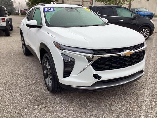 2024 Chevrolet Trax LT