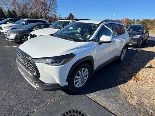 2022 Toyota Corolla Cross LE