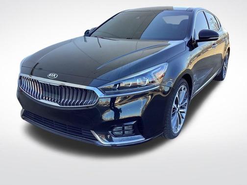 2019 Kia Cadenza Technology