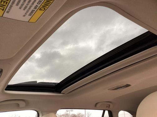 Wilderness Green Metallic 2017 Subaru Outback 3.6R Limited