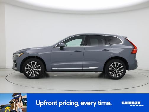 Gray 2023 Volvo XC60 B5 Plus Dark Theme