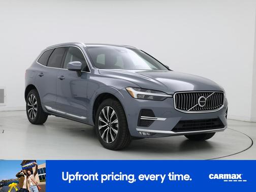 Gray 2023 Volvo XC60 B5 Plus Dark Theme