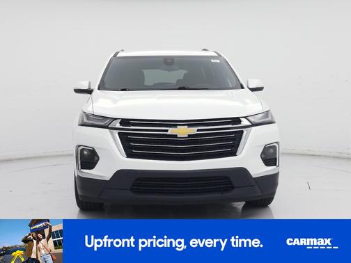 White 2023 Chevrolet Traverse LT Cloth
