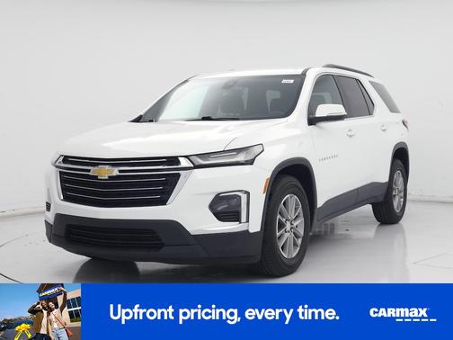 White 2023 Chevrolet Traverse LT Cloth