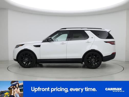 White 2017 Land Rover Discovery HSE Luxury