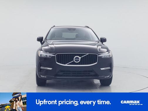 Black 2022 Volvo XC60 B5 Momentum