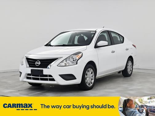 2016 Nissan Versa SV