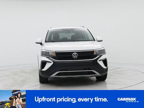 White 2024 Volkswagen Taos SE