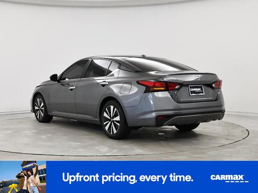 2022 Nissan Altima SV