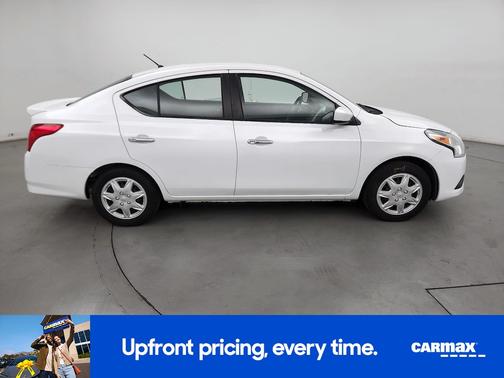 2019 Nissan Versa SV