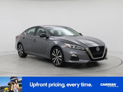 2022 Nissan Altima SR