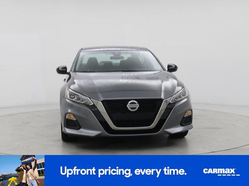 2022 Nissan Altima SR