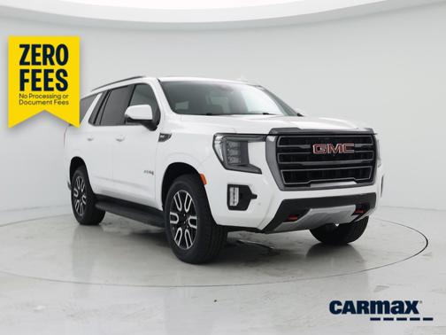 White 2024 GMC Yukon AT4
