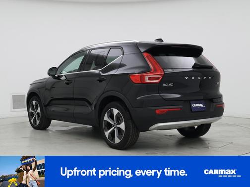 2024 Volvo XC40 B5 Plus Bright Theme