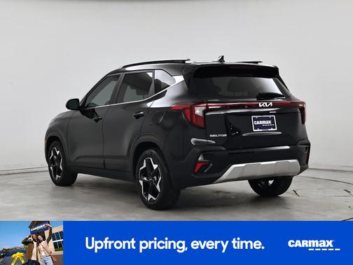 Black 2024 Kia Seltos EX