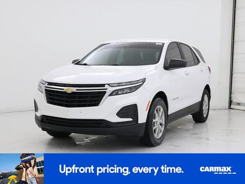 White 2023 Chevrolet Equinox LS