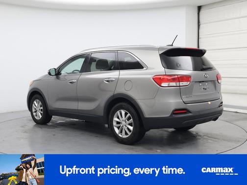 2017 Kia Sorento L