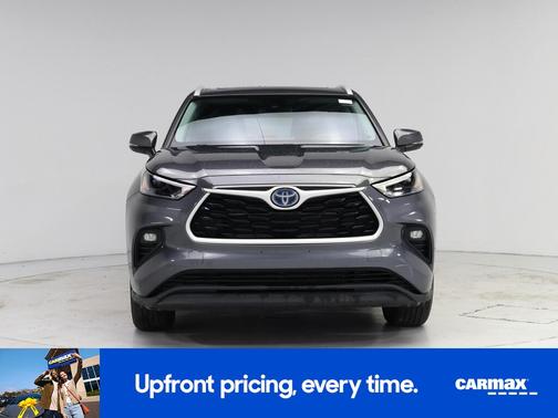 2022 Toyota Highlander Hybrid XLE