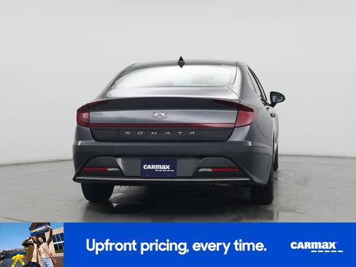 2022 Hyundai SONATA SE