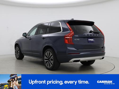 2020 Volvo XC90 T6 Momentum