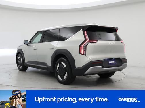 2024 Kia EV9 Light Long Range
