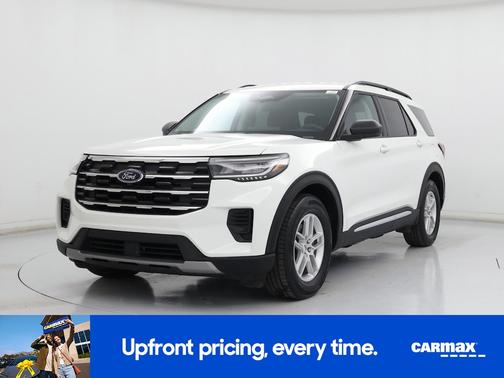 White 2025 Ford Explorer Active