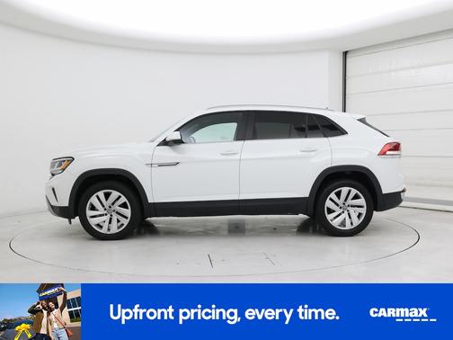 2022 Volkswagen Atlas Cross Sport SE w/Tech