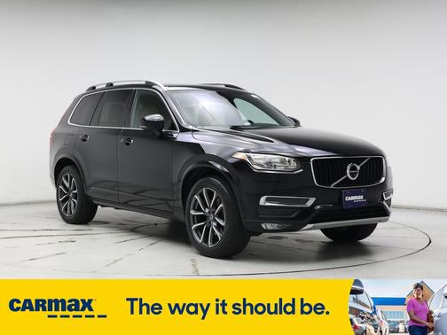 2016 Volvo XC90 T6 Momentum