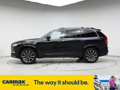 2016 Volvo XC90 T6 Momentum