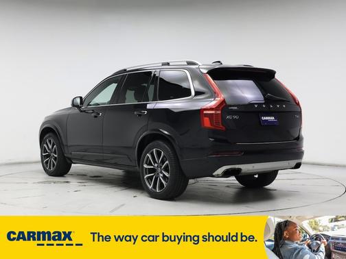 2016 Volvo XC90 T6 Momentum