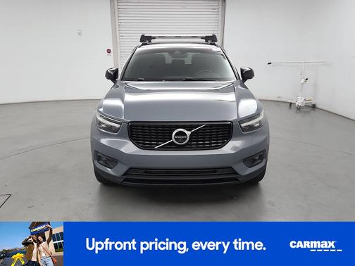 2021 Volvo XC40 T5 R-Design