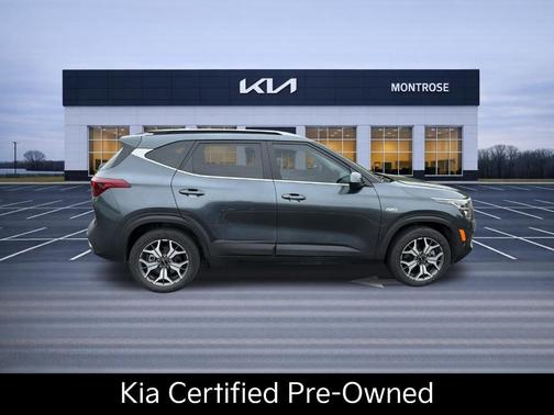 Gray 2022 Kia Seltos EX