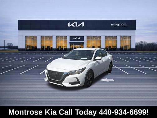 Cloud White 2023 Nissan Sentra SV
